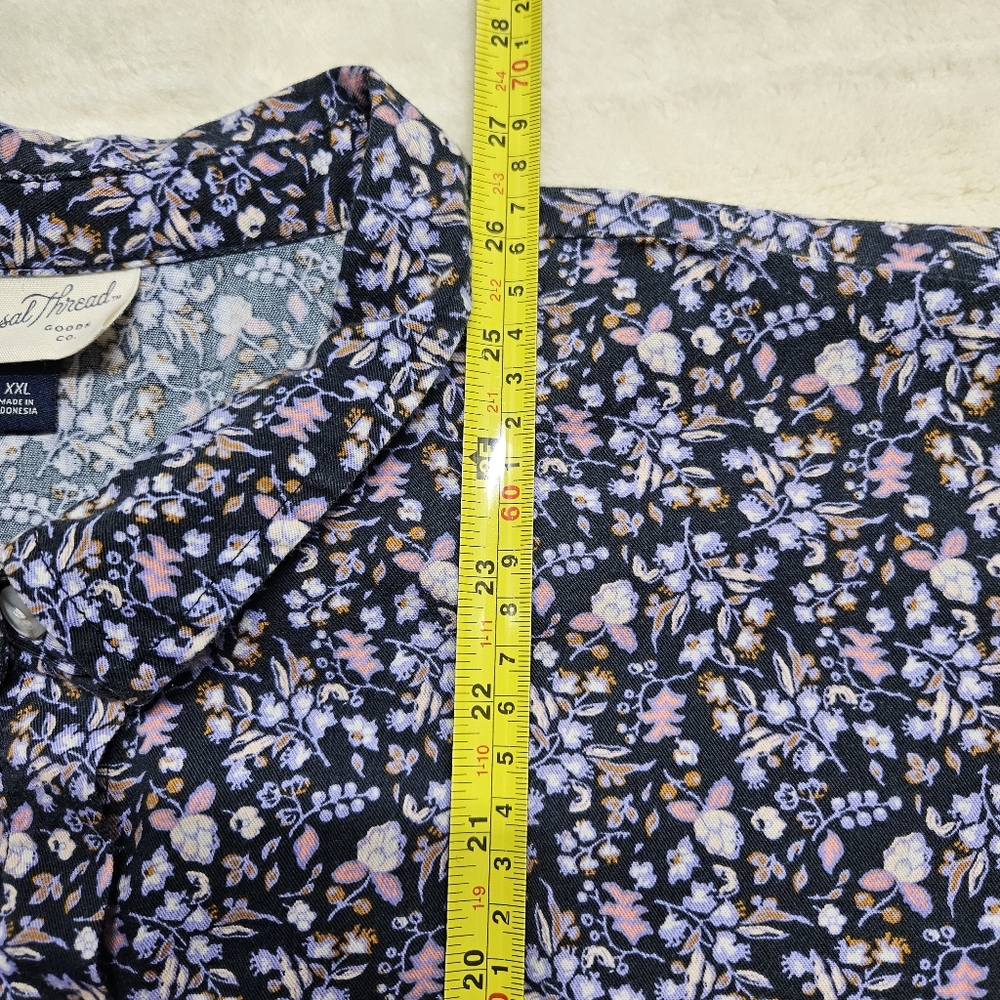 Universal Thread Navy Floral Button-Up Roll Cuff Camp Shirt Size XXL - Picture 4 of 11